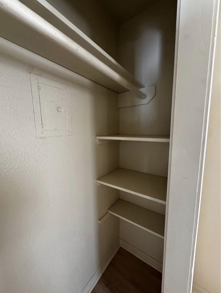 708 Ruby Avenue - Photo 3 of 8