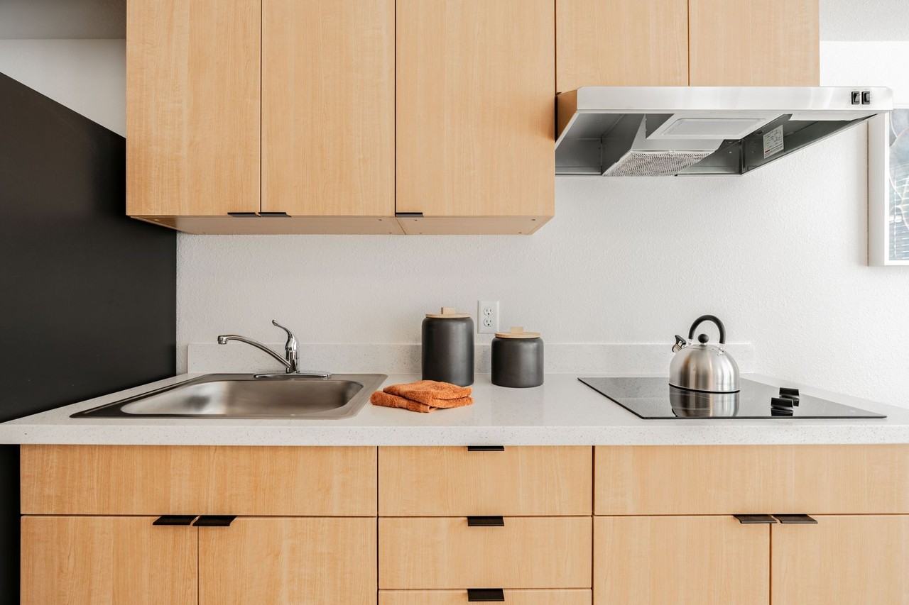 Crossroads Garden Apartments - Photo 6 of 50