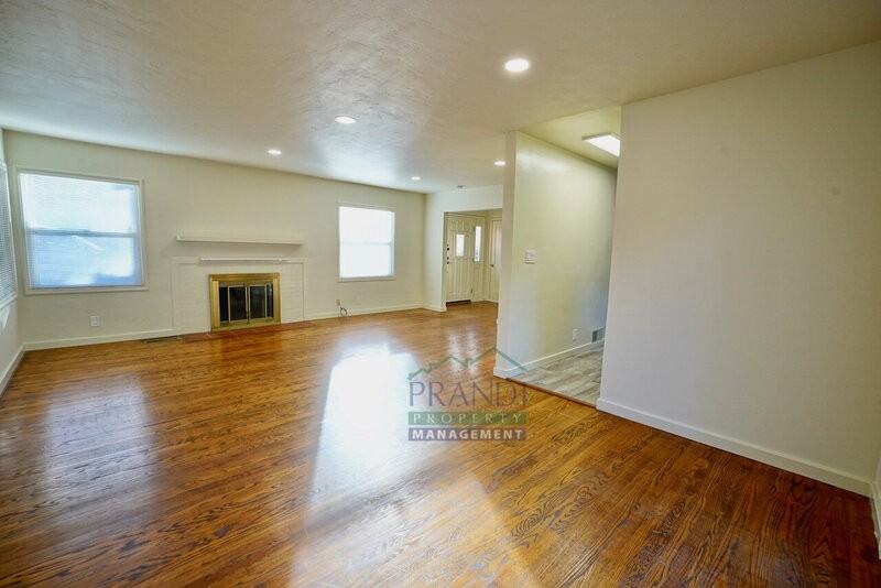 101 Reed Blvd - Photo 3 of 15