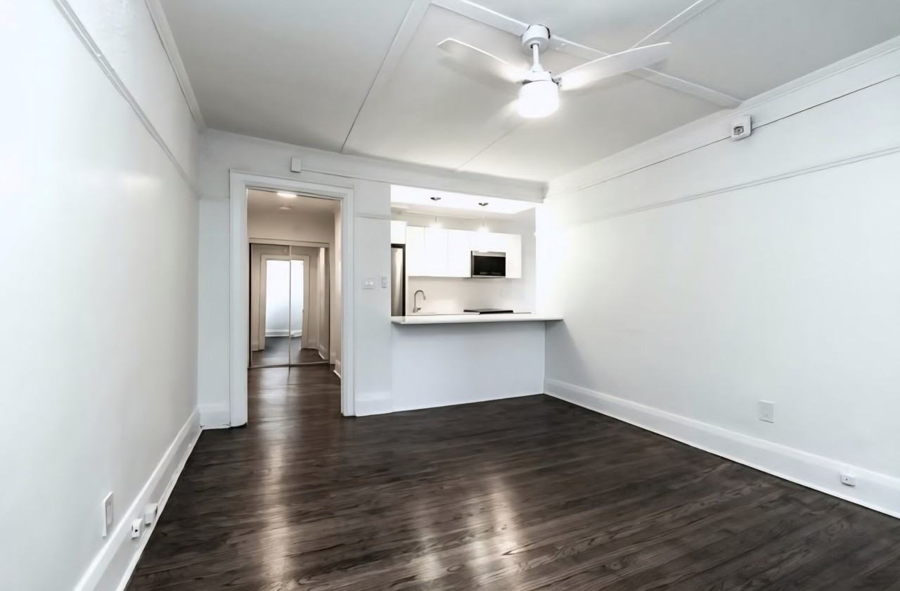 100 Vaughan Road #18 - Photo 4 of 14