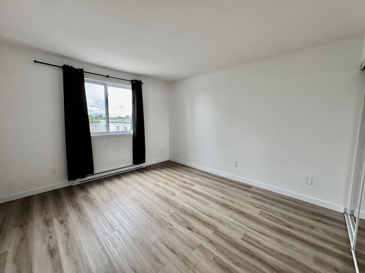 3434 Rue Elizabeth - Photo 7 of 10