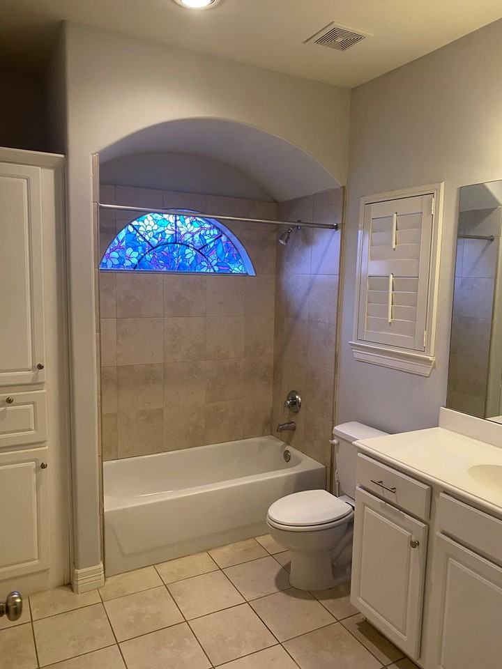 1421 Bremond St - Photo 2 of 13