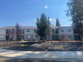 featured image of 940 W Felicity Ln