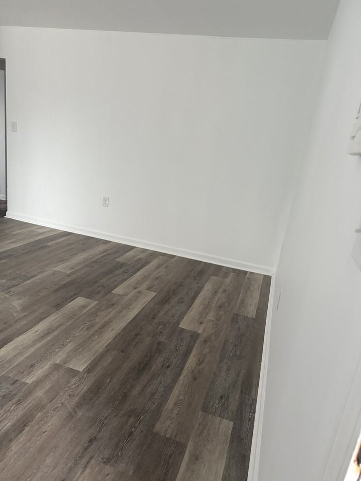 1820 Grandin Road Southwest - Photo 2 of 8