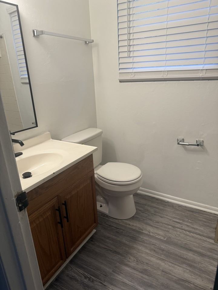 1844 Grandin Road Southwest - Photo 5 of 8