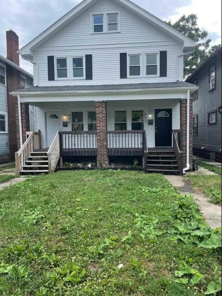 602 Racine Avenue - Photo 5 of 18