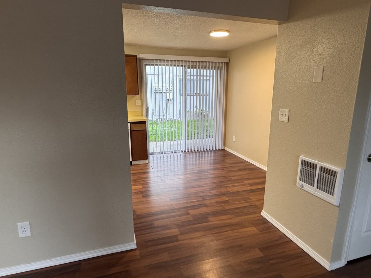 Bettis Wagoner Apts - Bldg 01 - Photo 3 of 12