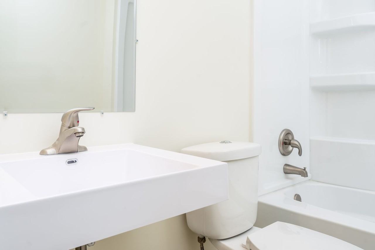 2709 Park Ave S - Photo 3 of 10