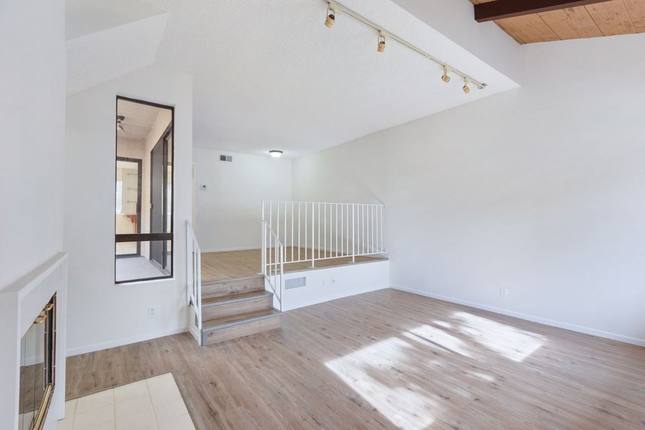 10444 Canoga Ave #62 - Photo 4 of 36