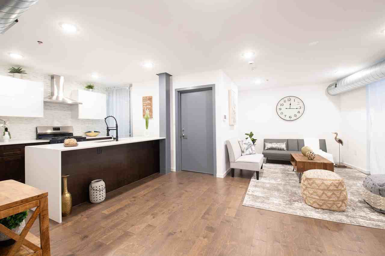 2059 Germantown Avenue - Photo 4 of 20