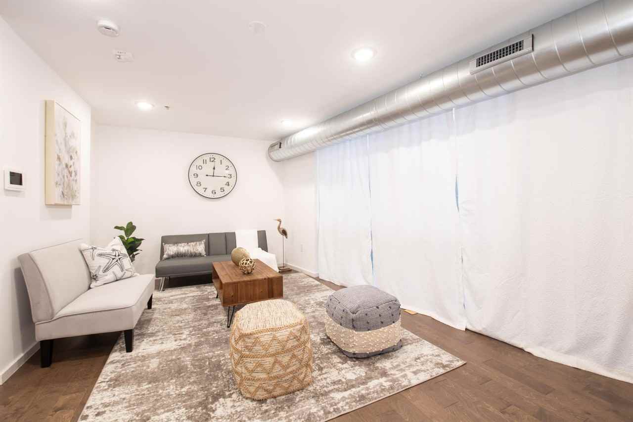 2059 Germantown Avenue - Photo 6 of 20