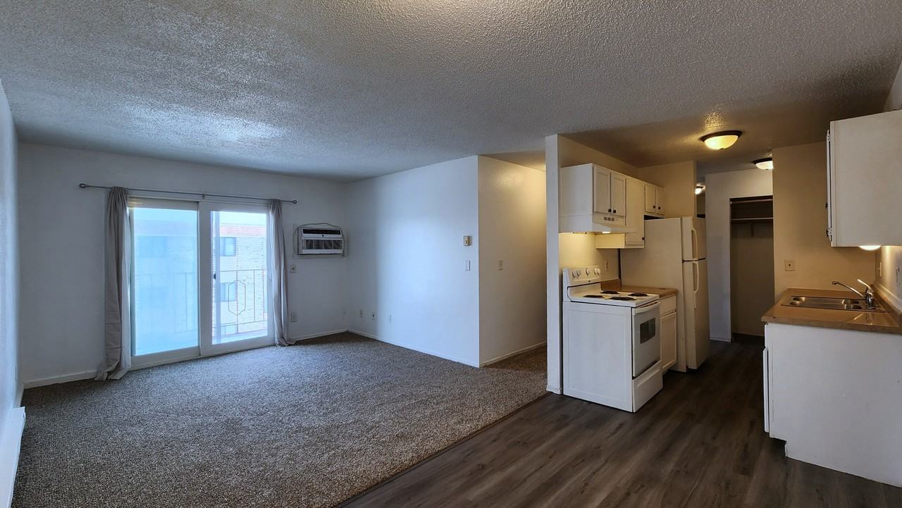 2414 3rd Avenue North - Photo 3 of 17