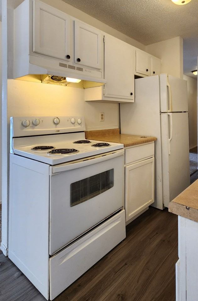 2414 3rd Avenue North - Photo 5 of 17