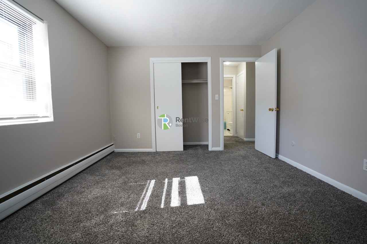 39 Shepard St #7 - Photo 6 of 15