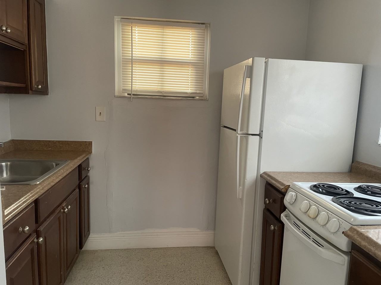 1150 W Blue Heron - Photo 3 of 7