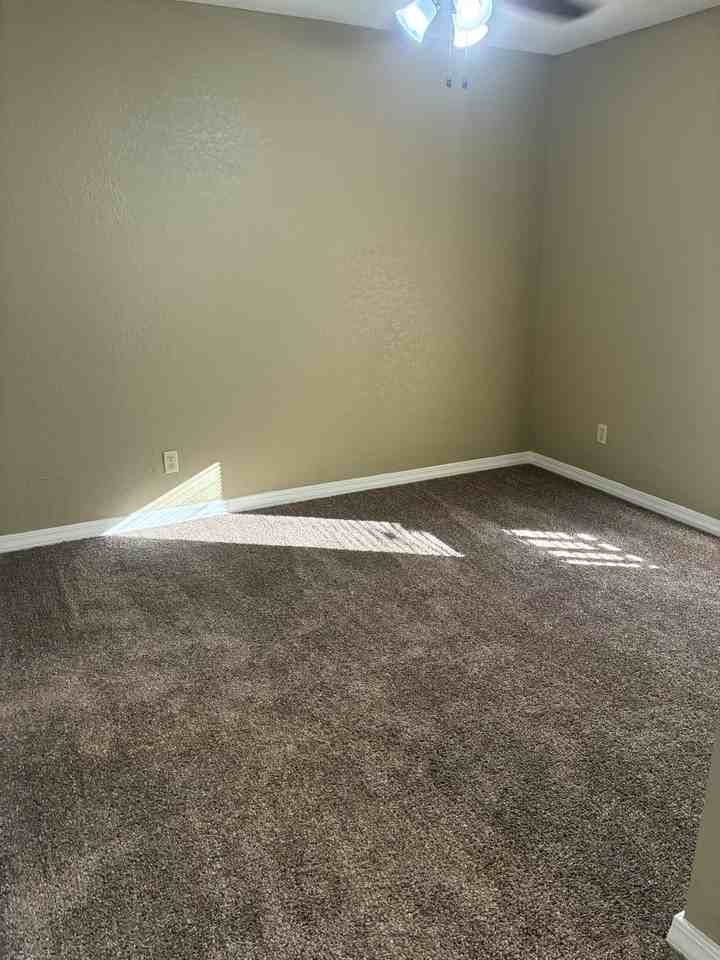 Elmwood Apartments - Photo 2 of 11