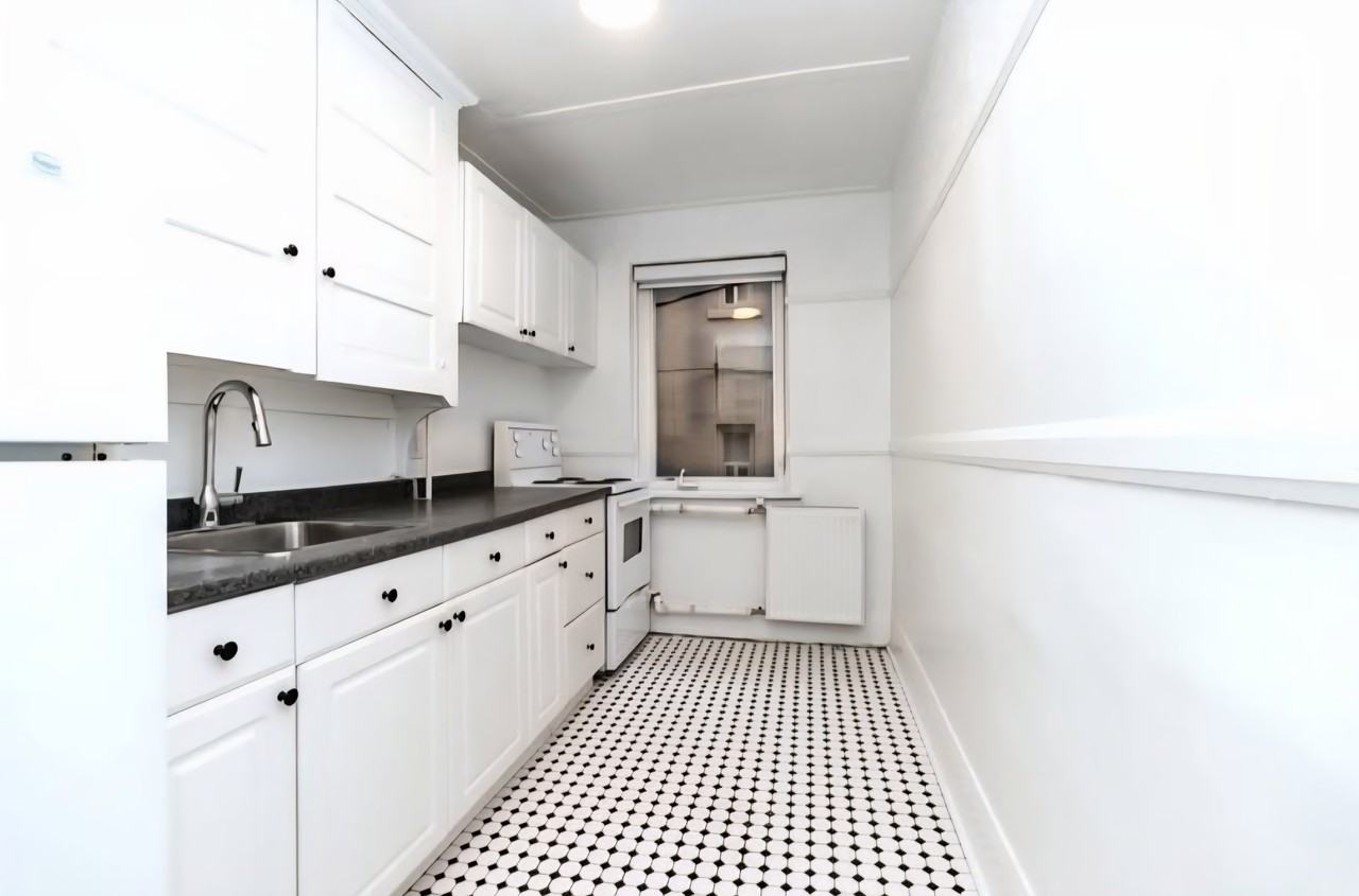 100 Vaughan Road #11 - Photo 3 of 14