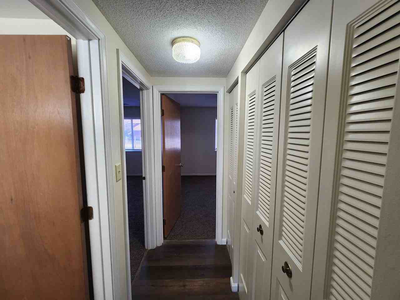 NAD Meadow Green Apts - Photo 4 of 14