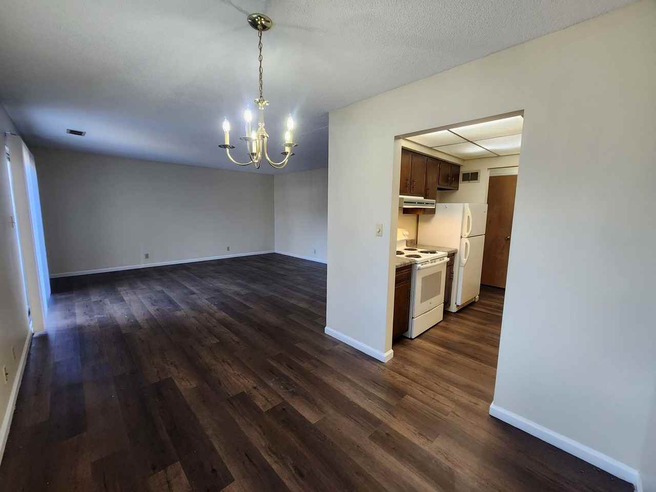 NAD Meadow Green Apts - Photo 6 of 14