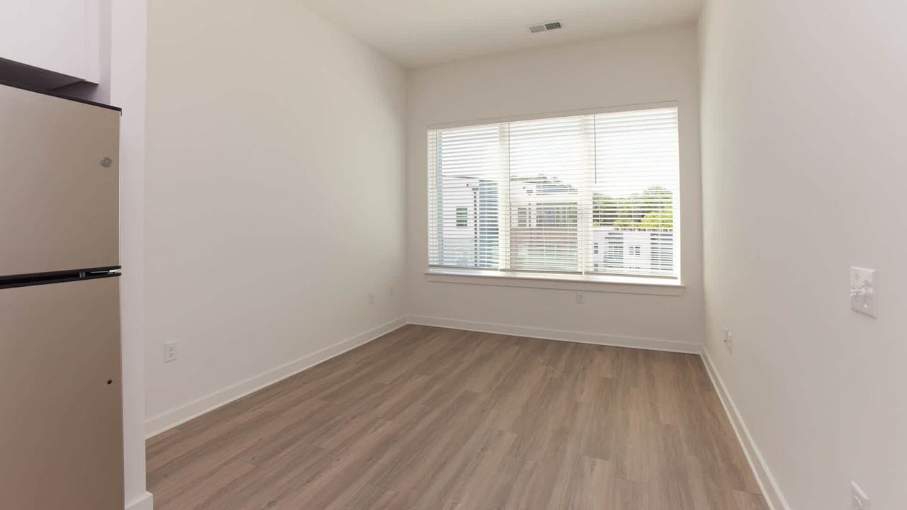 The Penman - Photo 4 of 50