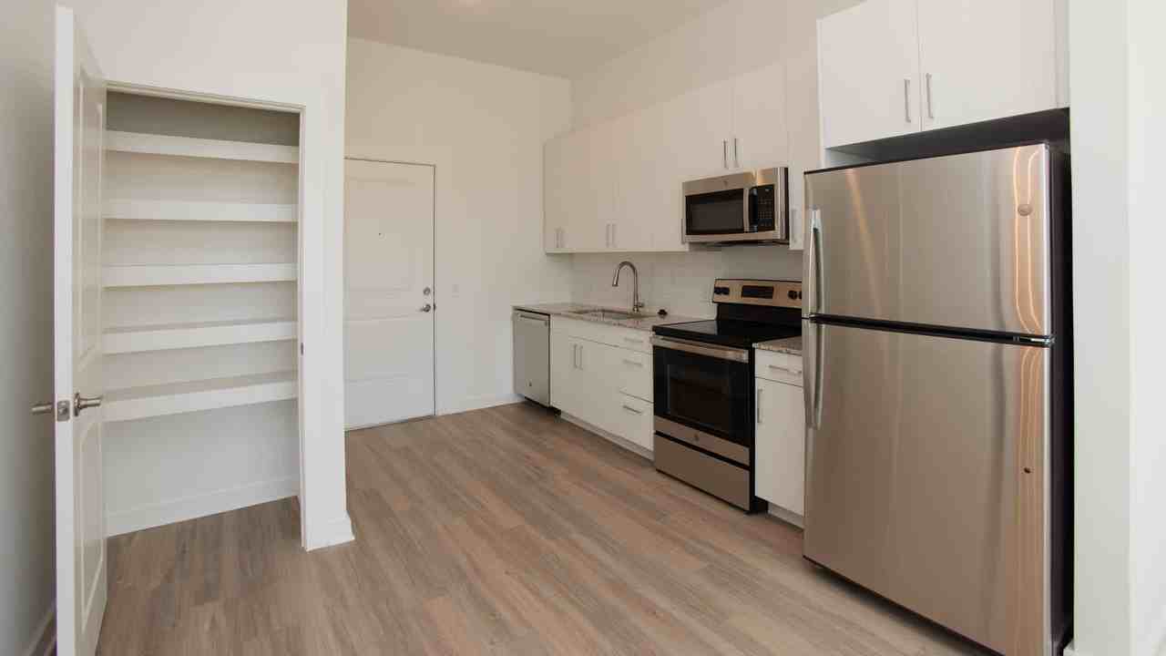 The Penman - Photo 7 of 50