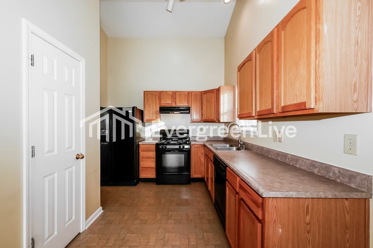 3060 Hidden Pine Dr - Photo 7 of 16