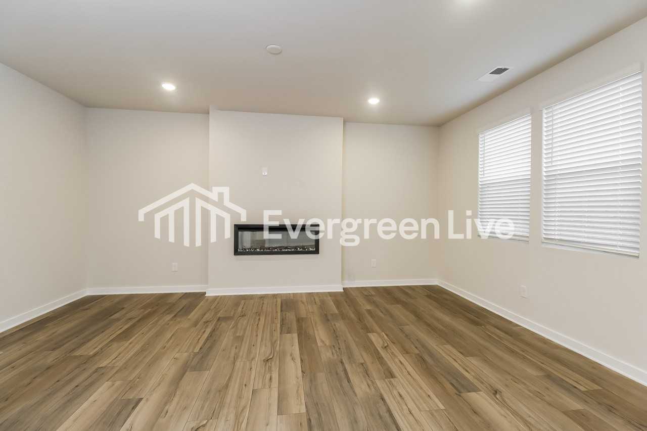 2433 Appalachian Trail Dr - Photo 3 of 15