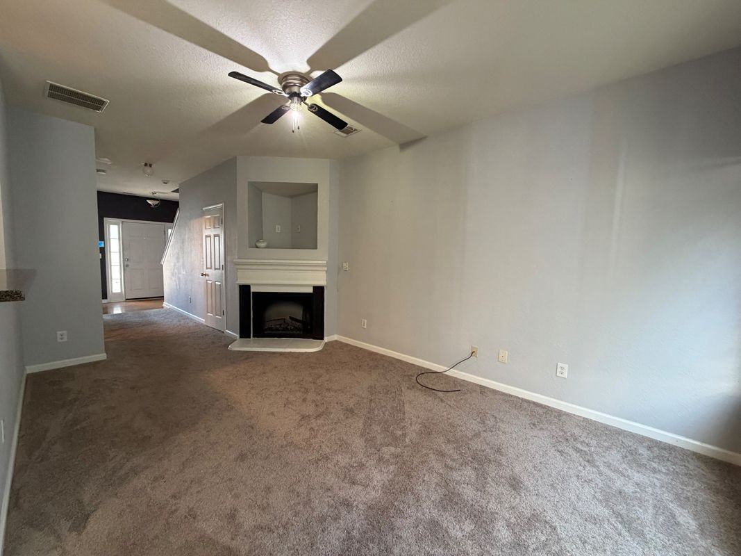 2807 Snapfinger Mnr - Photo 6 of 17