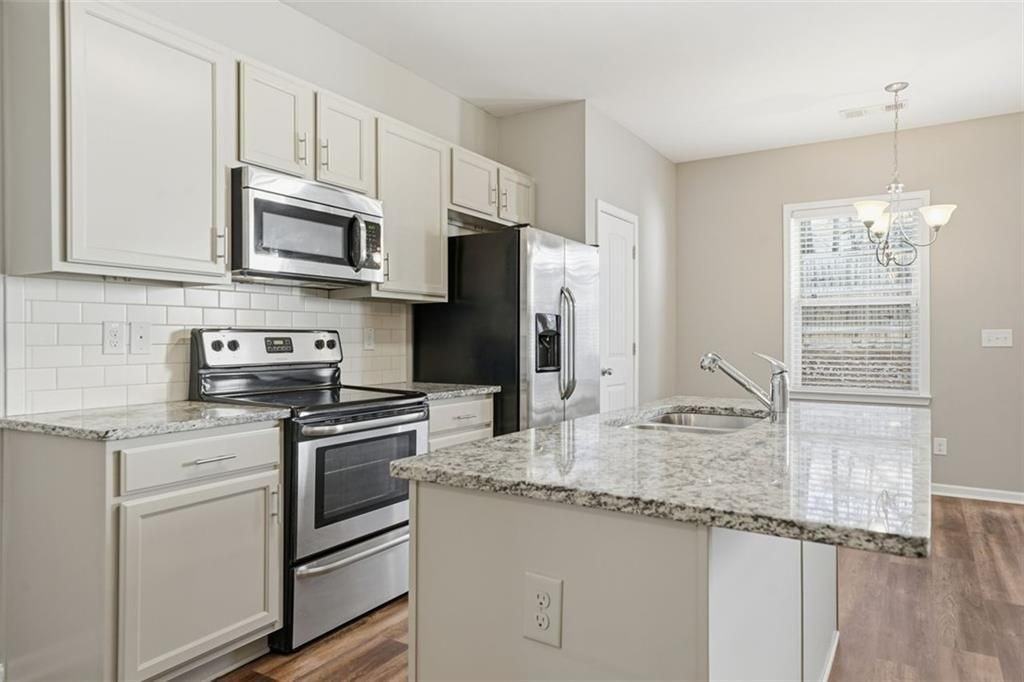 3249 Garden Glade Ln - Photo 5 of 41