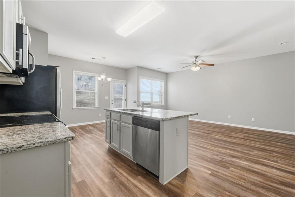 3249 Garden Glade Ln - Photo 6 of 41