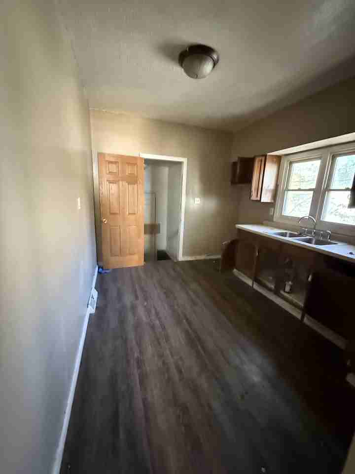 1779 E Hickory St - Photo 3 of 22