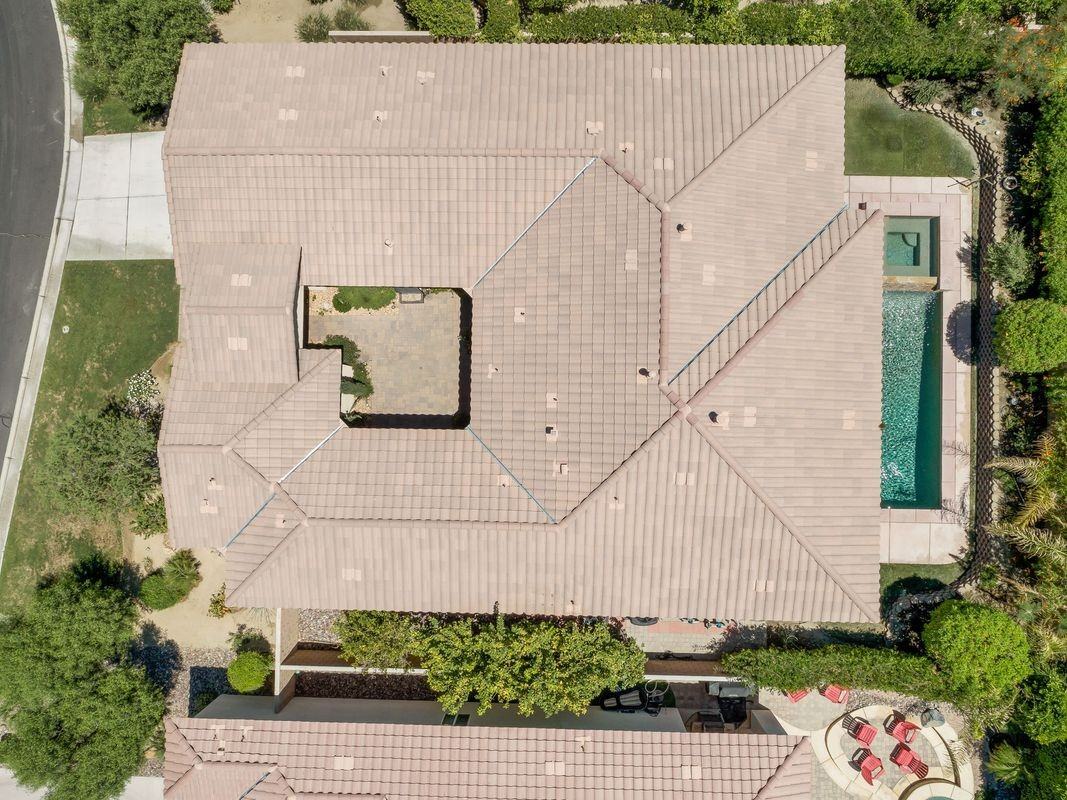 80215 Queensboro Dr - Photo 4 of 38