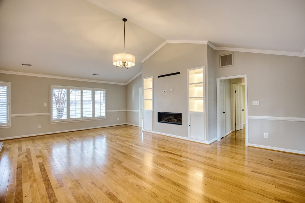 1307 Plantation Lakes Cir - Photo 5 of 50