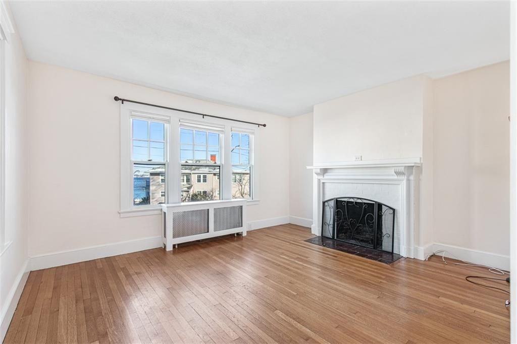 118 Ocean Ave - Photo 6 of 50