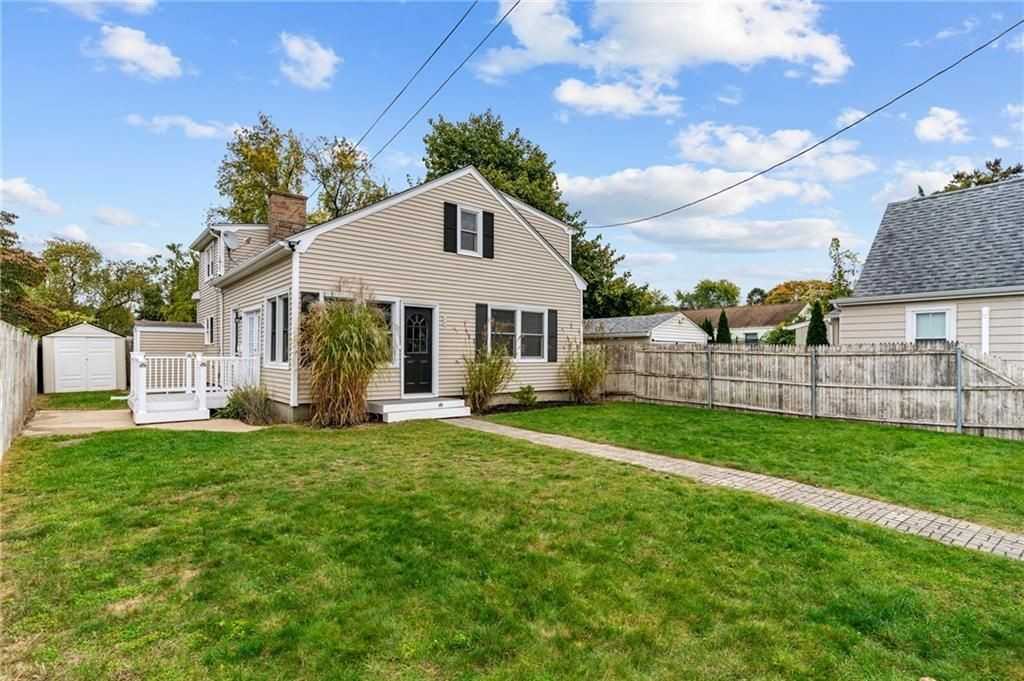 10 Cooke Pl - Photo 2 of 41