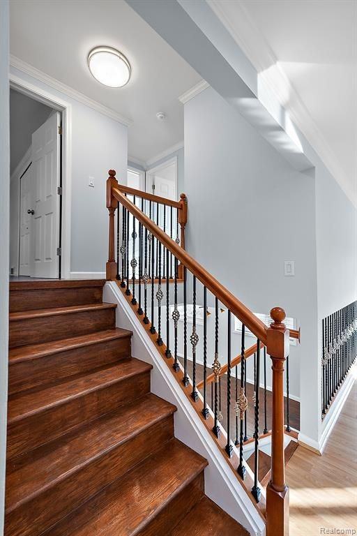 4058 Colonial Blvd - Photo 6 of 50