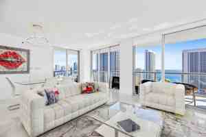 featured image of 2600 E Hallandale Beach Blvd