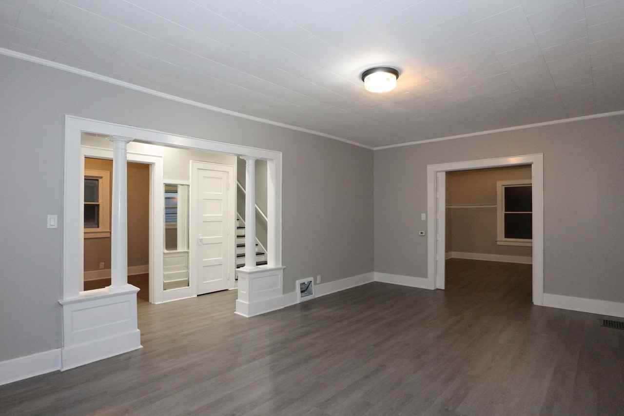 904 E Clinton St - Photo 4 of 22