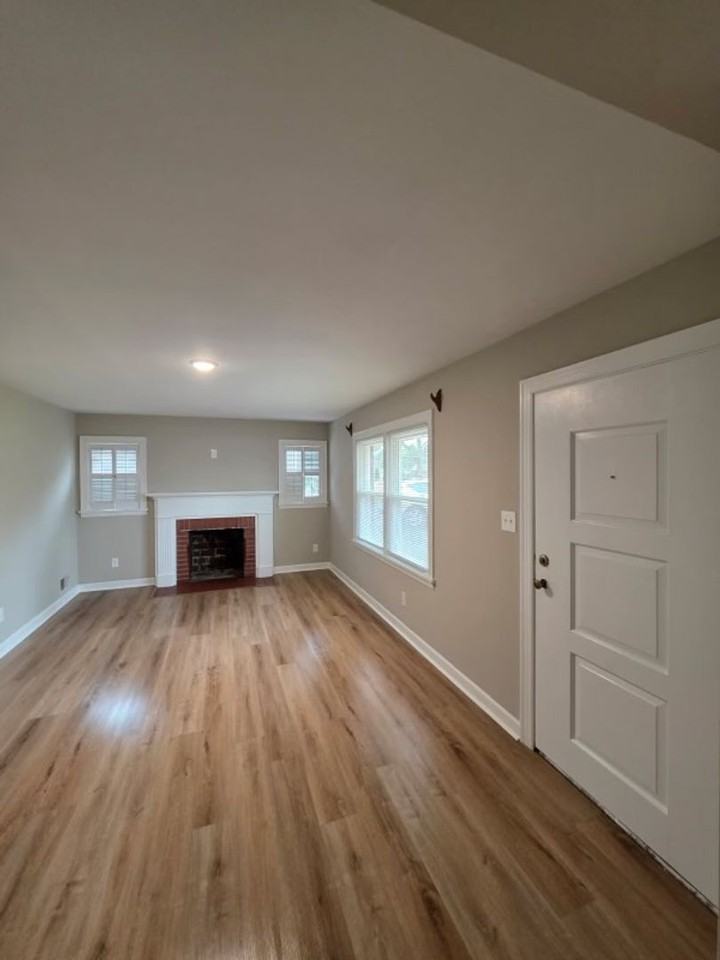 1613 Benson Ave - Photo 2 of 5