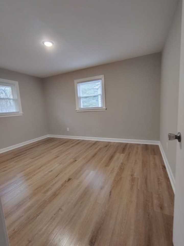 1613 Benson Ave - Photo 5 of 5