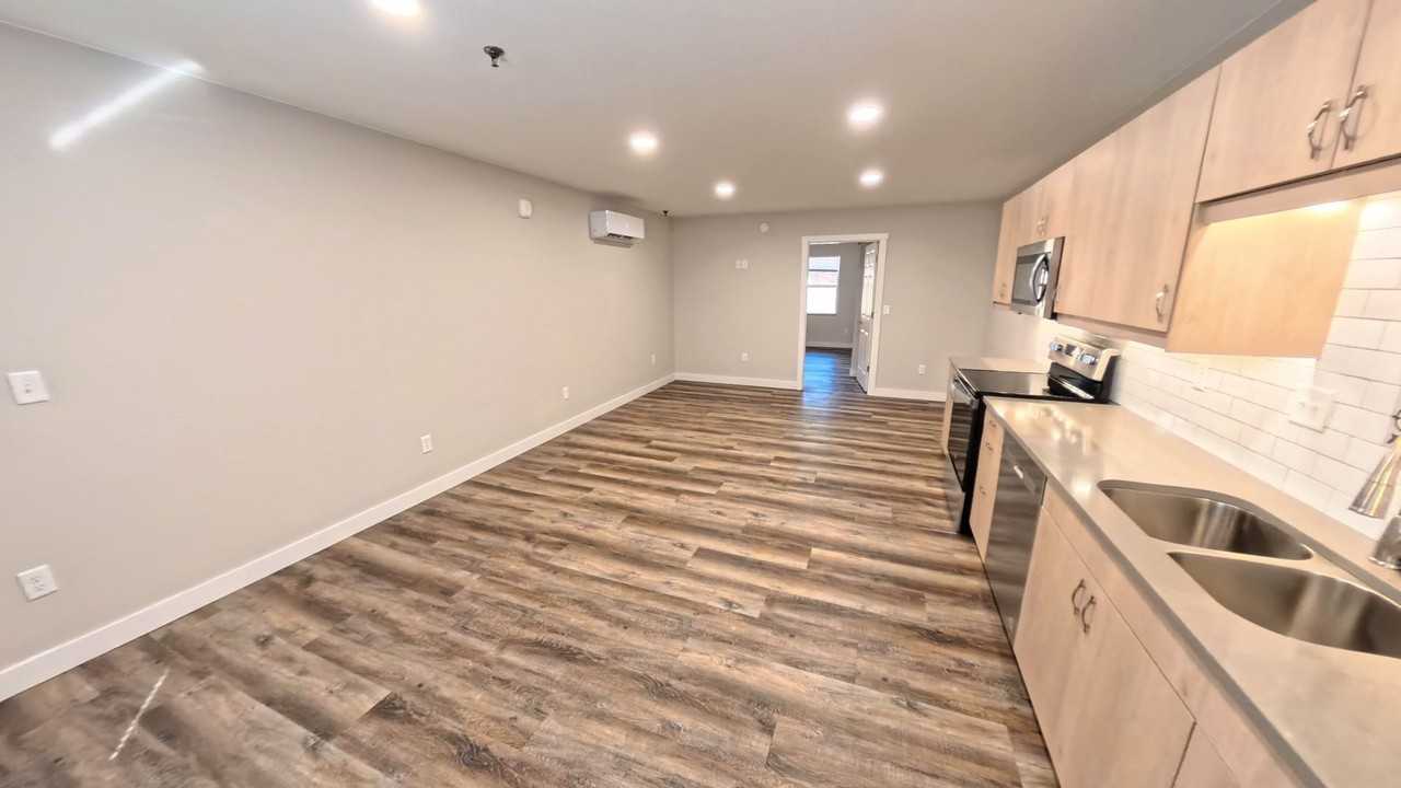 Cedar Ridge Apartments - Photo 4 of 16