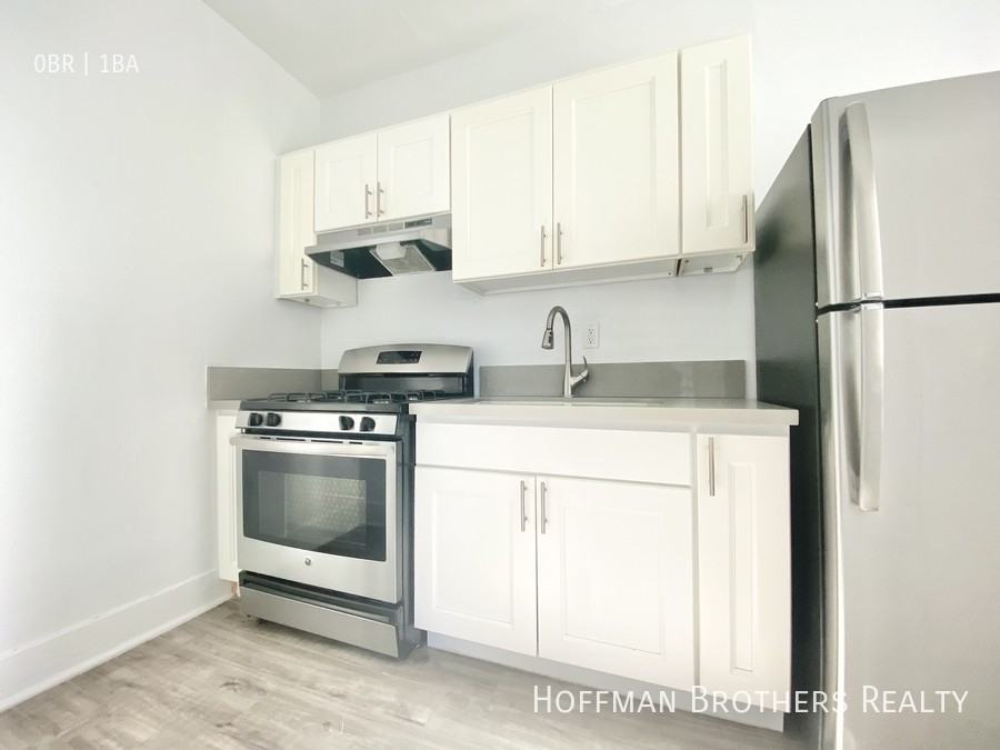 816 Park View Property - Photo 3 of 9