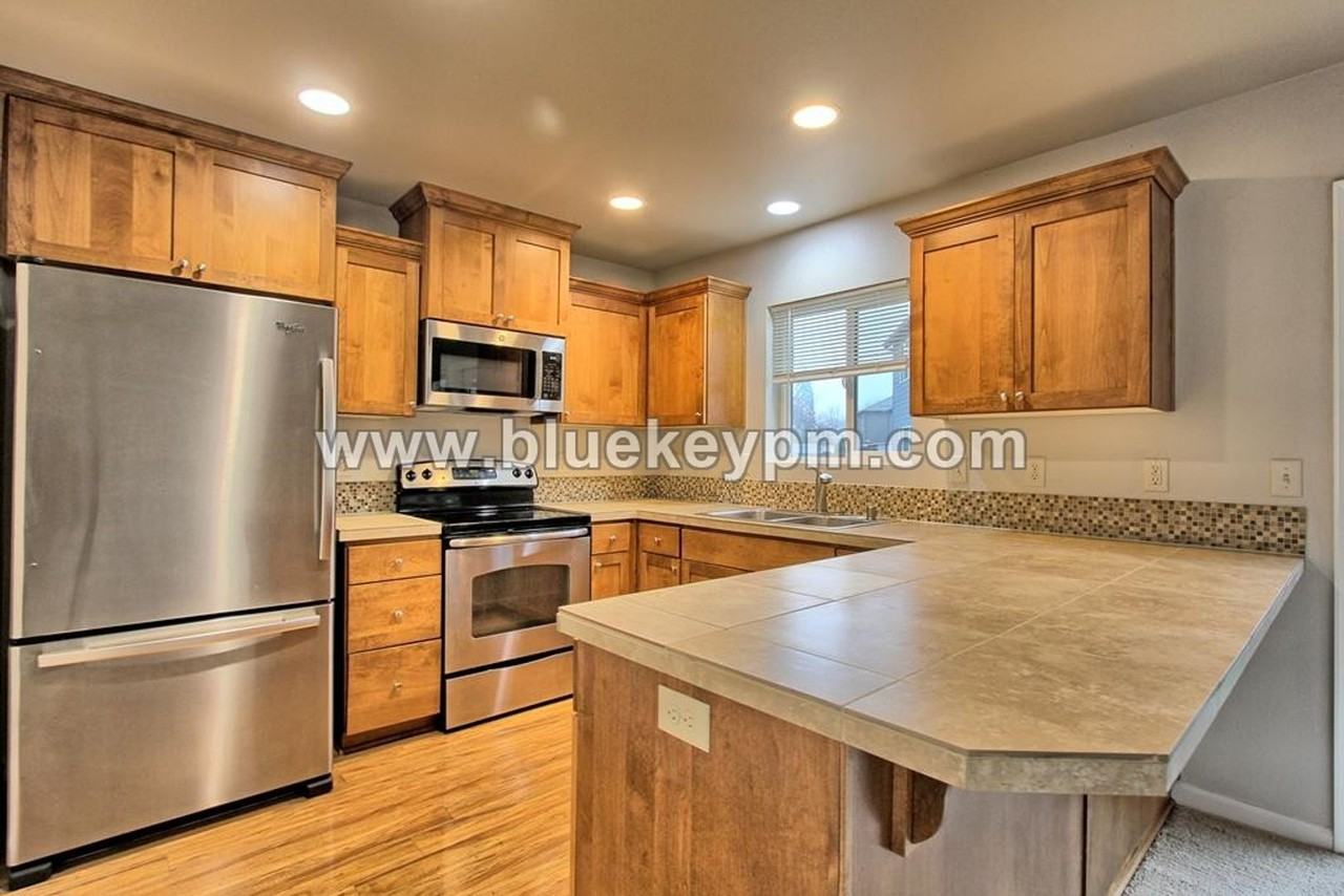 1905 Ne 77th Pl - Photo 5 of 15