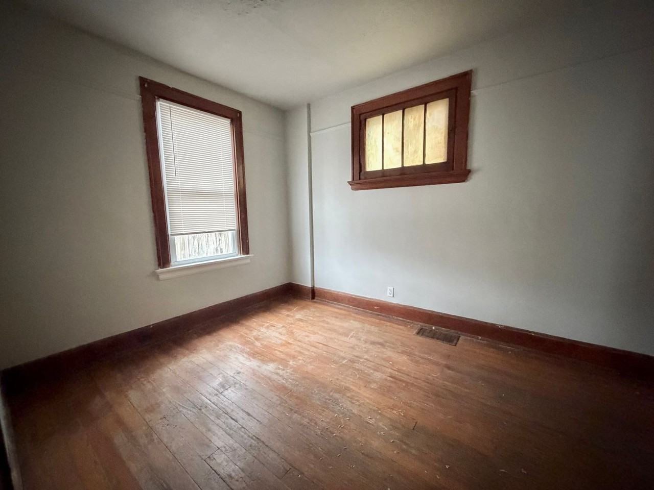 1415 Beech Ave - Photo 6 of 10