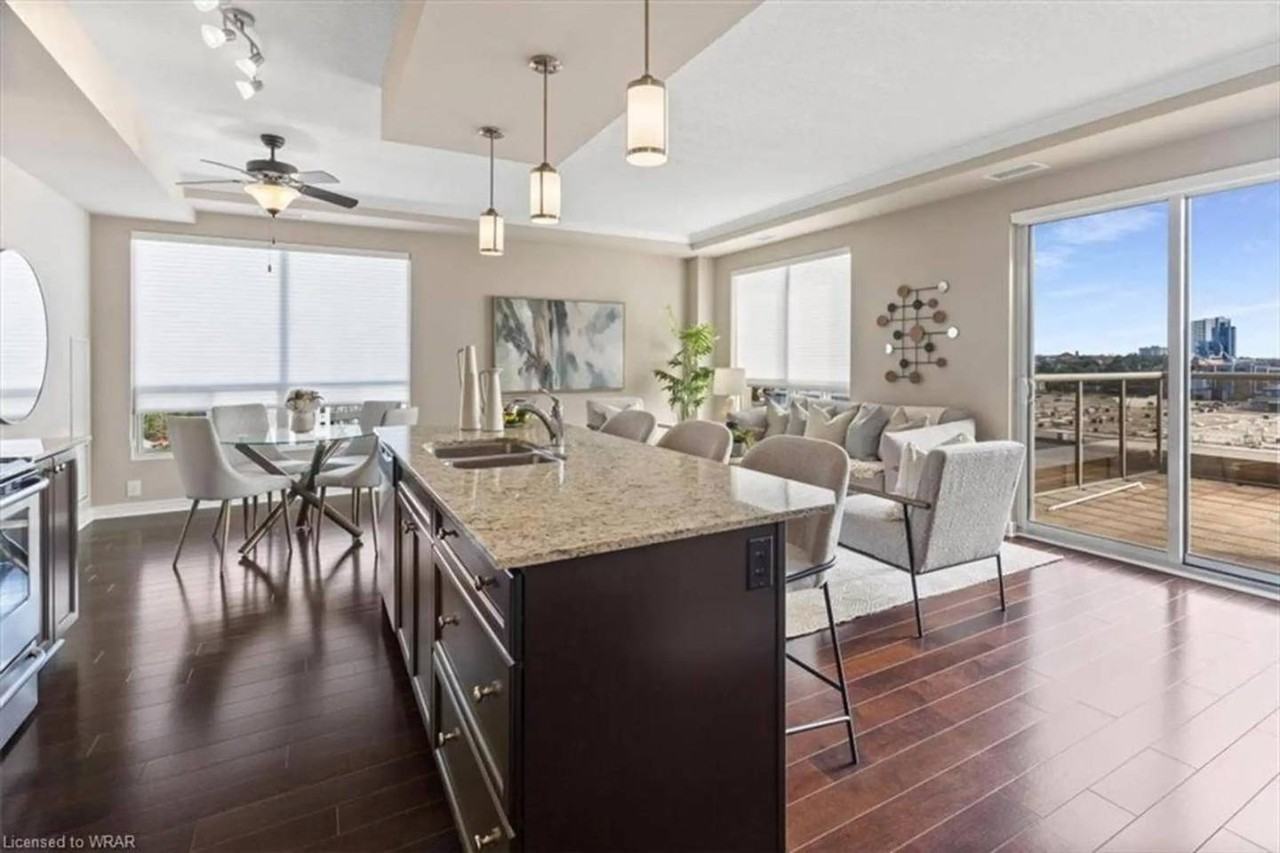 539 Belmont Ave W - Photo 3 of 17