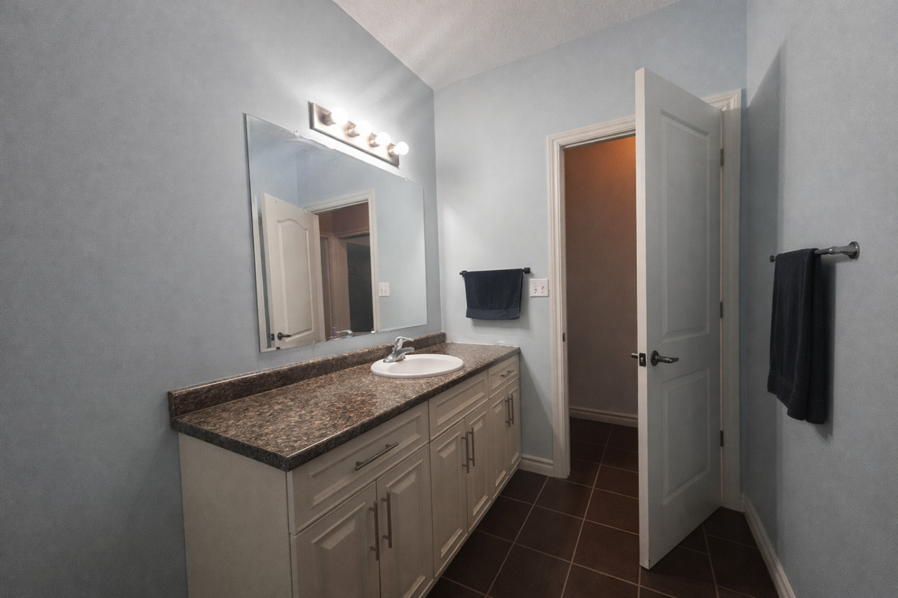 Lower - Photo 5 of 14