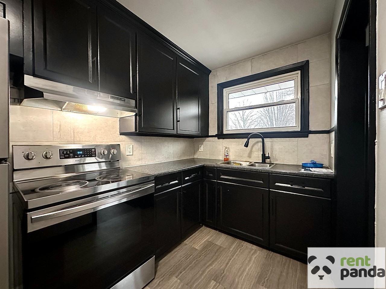 316 Baldwin St - Photo 3 of 30