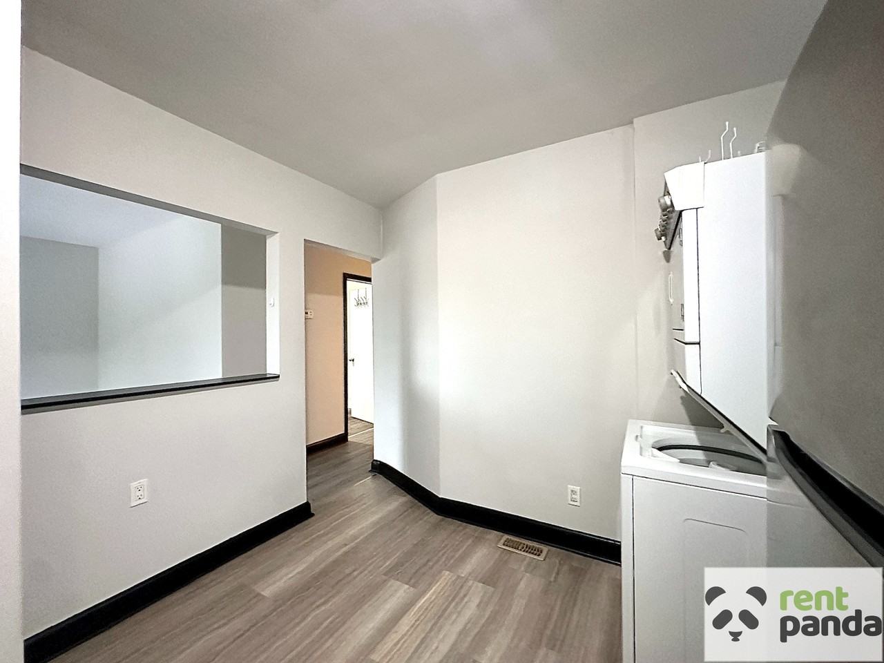 316 Baldwin St - Photo 5 of 30