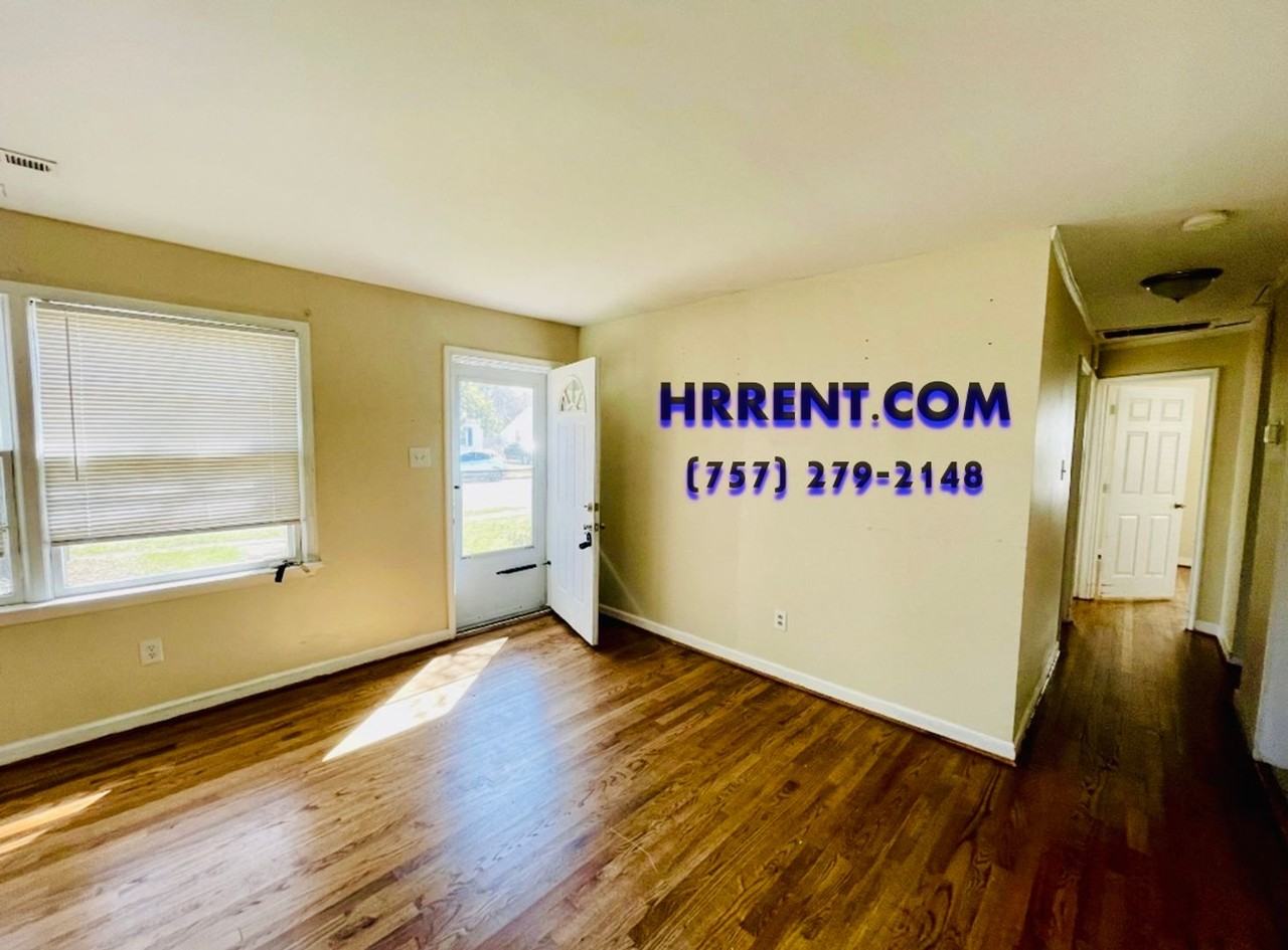 59 Salem St - Photo 2 of 13