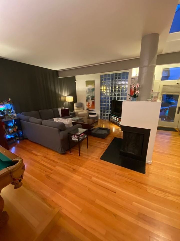 675 College St - Photo 2 of 13